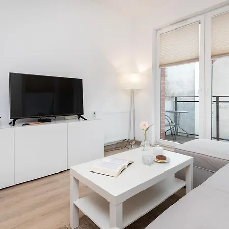 アパート Nowa Grobla Estate Near Starowka By Renters *