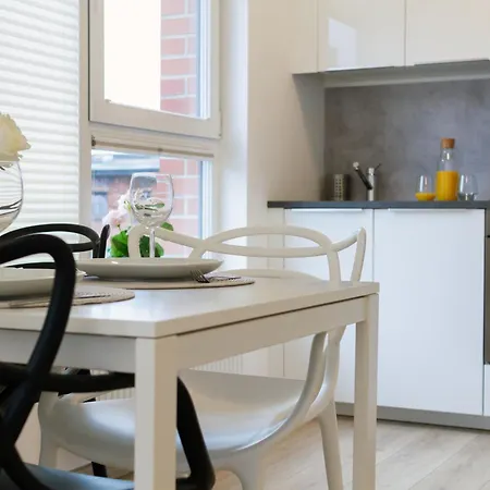 Nowa Grobla Estate Near Starowka By Renters *